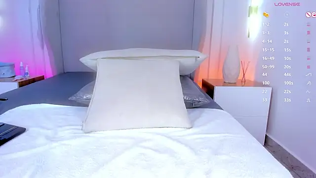 Snapshot of luisah_ chatting on September 28, 2025, 8:16 pm luisah online show from September 28, 2025, 8:16 pm