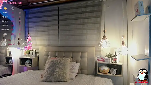 Snapshot of cristal__hot_1 chatting on October 12, 2025, 5:31 am cristal  hot 1 online show from October 12, 2025, 5:31 am