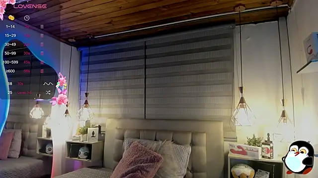 Snapshot of cristal__hot_1 chatting on October 17, 2025, 5:11 am cristal  hot 1 online show from October 17, 2025, 5:11 am