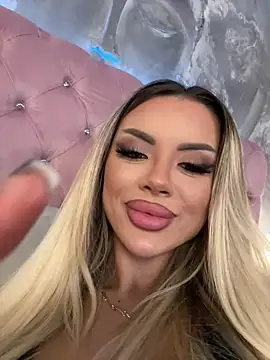 IvyRubens online show from October 10, 2025, 5:08 am