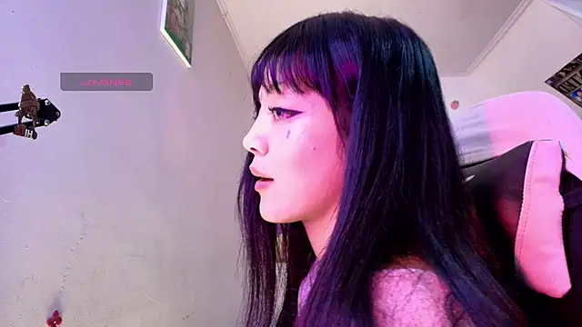 Snapshot of Persia_09 chatting on October 14, 2025, 2:56 am Persia 09 online show from October 14, 2025, 2:56 am