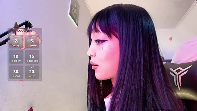 Snapshot of Persia_09 chatting on October 25, 2025, 2:44 am Persia 09 online show from October 25, 2025, 2:44 am