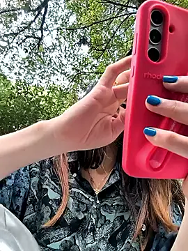 Sam Sara online show from November 11, 2025, 8:25 pm