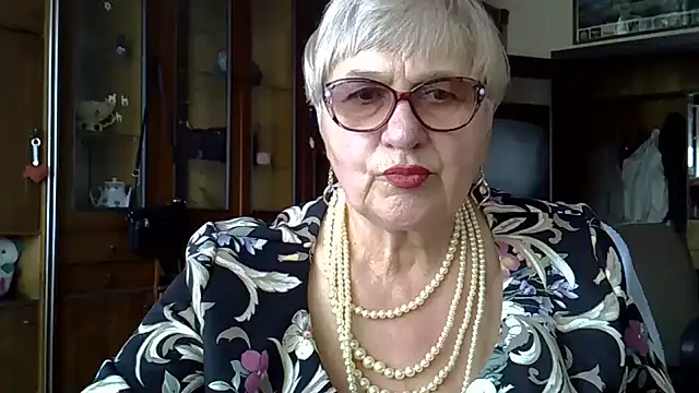SweetCherry27 online show from March 11, 2025, 8:19 am