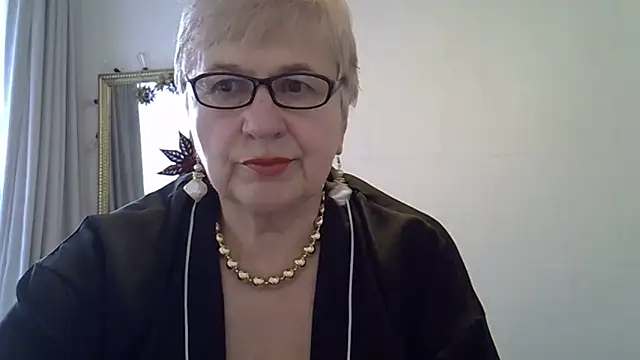 Snapshot of SweetCherry27 chatting on February 7, 2026, 9:17 am SweetCherry27 online show from February 7, 2026, 9:17 am