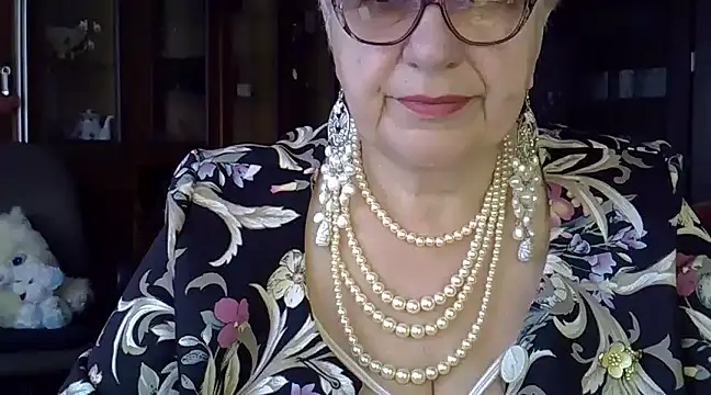 SweetCherry27 online show from March 16, 2025, 5:03 am