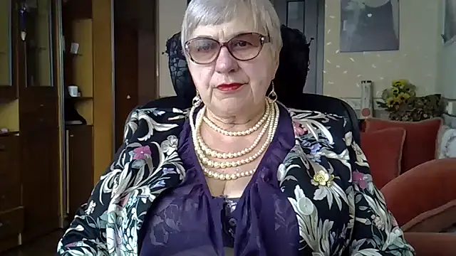 SweetCherry27 online show from March 18, 2025, 2:17 pm