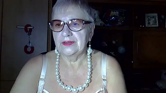 SweetCherry27 online show from October 1, 2025, 4:39 am