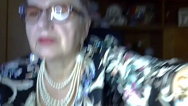 SweetCherry27 online show from October 2, 2025, 5:22 am