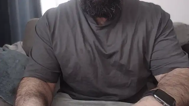 Snapshot of hugemachohandsome chatting on February 28, 2026, 8:58 am hugemachohandsome online show from February 28, 2026, 8:58 am