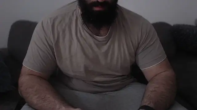 hugemachohandsome online show from May 8, 2026, 5:22 am