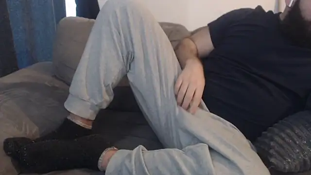 Snapshot of hugemachohandsome chatting on January 17, 2026, 9:57 am hugemachohandsome online show from January 17, 2026, 9:57 am