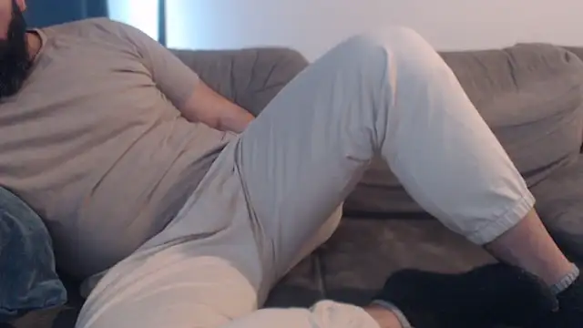 Snapshot of hugemachohandsome chatting on February 12, 2026, 9:53 am hugemachohandsome online show from February 12, 2026, 9:53 am