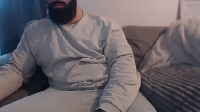 Snapshot of hugemachohandsome chatting on January 18, 2026, 9:24 am hugemachohandsome online show from January 18, 2026, 9:24 am