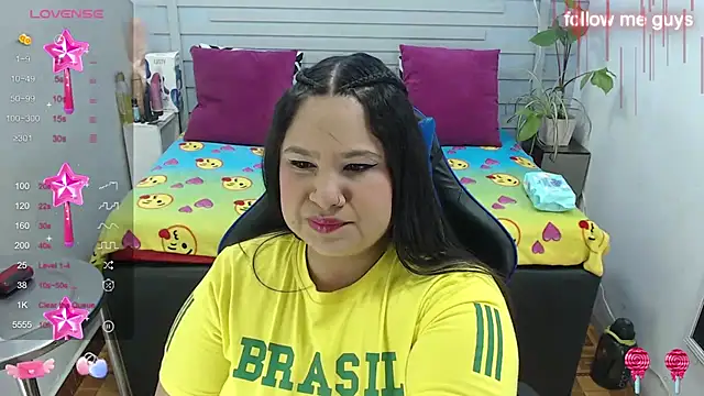 Snapshot of evelin_zaens chatting on March 20, 2025, 9:24 pm evelin zaens online show from March 20, 2025, 9:24 pm