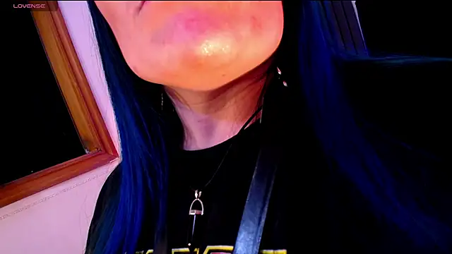 alicia moom online show from February 3, 2026, 7:19 pm