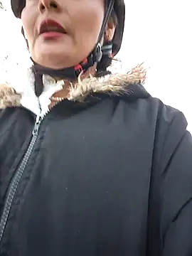 Snapshot of bellapaty chatting on October 9, 2025, 7:20 am bellapaty online show from October 9, 2025, 7:20 am