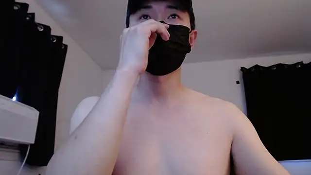 twbobo00715 online show from October 27, 2025, 9:27 pm