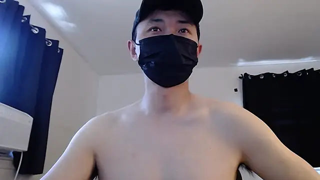 twbobo00715 online show from October 9, 2025, 8:53 pm