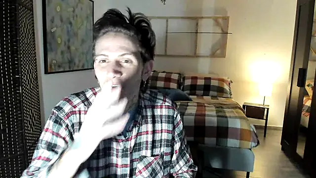 xxxciro13xxx online show from February 4, 2025, 8:17 pm