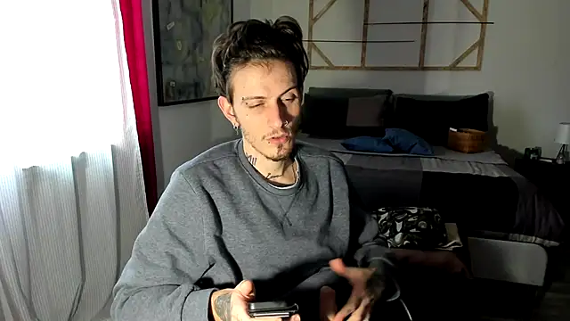 xxxciro13xxx online show from February 26, 2025, 1:32 pm