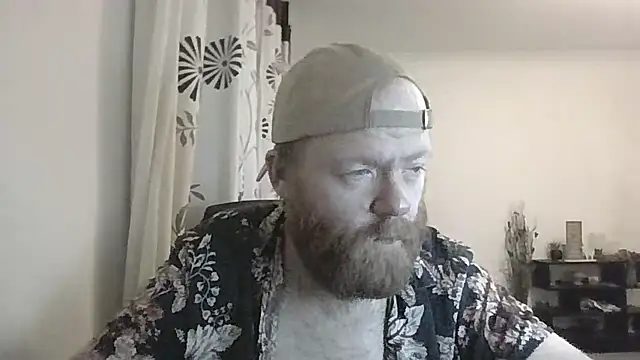 33ENG online show from October 19, 2025, 10:34 pm