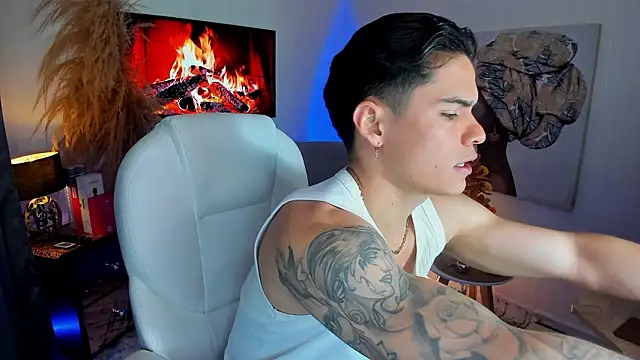 Snapshot of Matias_Murrier chatting on March 2, 2026, 12:23 pm Matias Murrier online show from March 2, 2026, 12:23 pm