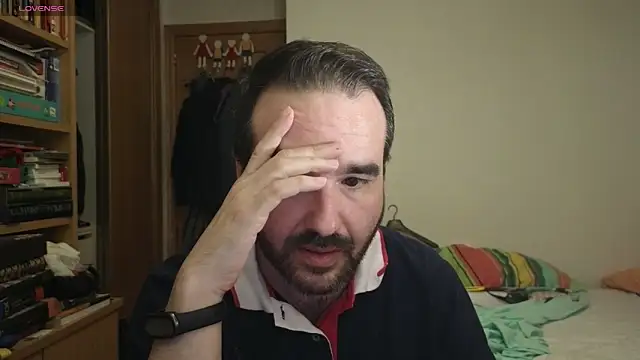 curiosillo83 online show from September 18, 2025, 4:54 pm