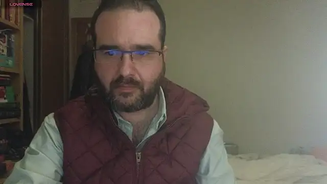 curiosillo83 online show from March 6, 2025, 12:21 am