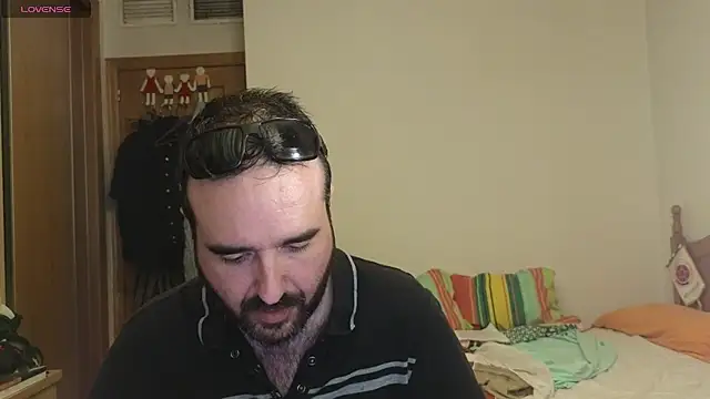 curiosillo83 online show from September 8, 2025, 2:16 pm