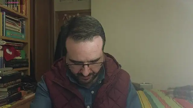 curiosillo83 online show from March 13, 2025, 3:17 pm