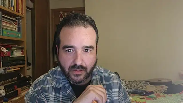 curiosillo83 online show from October 31, 2025, 4:03 pm