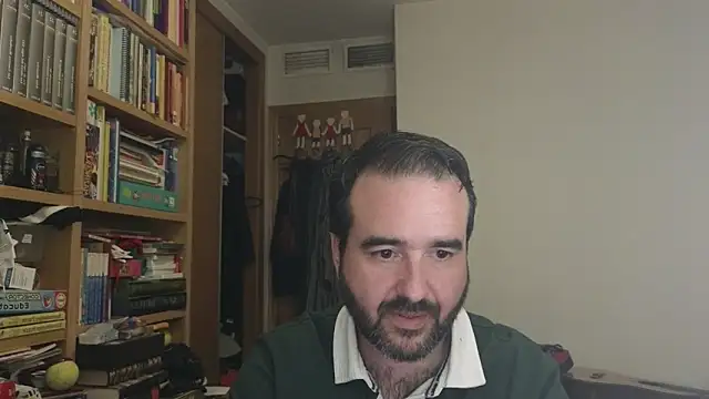 curiosillo83 online show from December 20, 2025, 7:00 am