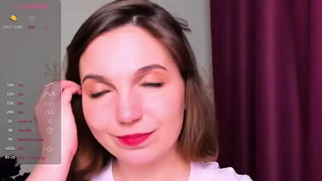 KindHazelHere  online show from March 12, 2025, 3:02 am