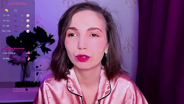 KindHazelHere  online show from March 4, 2026, 7:10 pm