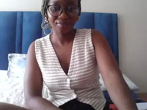 Snapshot of Hardnipples8 chatting on February 28, 2025, 9:58 am Hardnipples8 online show from February 28, 2025, 9:58 am