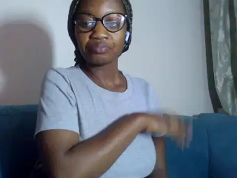 Snapshot of Hardnipples8 chatting on March 7, 2025, 11:38 pm Hardnipples8 online show from March 7, 2025, 11:38 pm