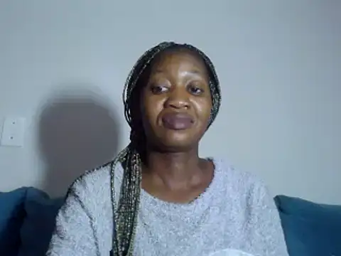 Snapshot of Hardnipples8 chatting on February 20, 2025, 11:32 pm Hardnipples8 online show from February 20, 2025, 11:32 pm