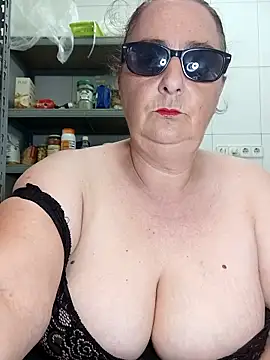 Snapshot of eroticjessitop chatting on June 14, 2026, 4:30 pm eroticjessitop online show from June 14, 2026, 4:30 pm