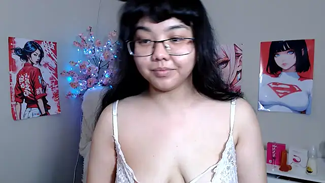 Moertomlly online show from November 13, 2025, 4:27 am