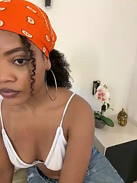 ShadayCarmell online show from October 13, 2025, 8:32 pm