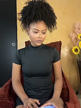 ShadayCarmell online show from October 22, 2025, 4:50 pm