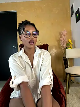 ShadayCarmell online show from October 27, 2025, 8:32 pm