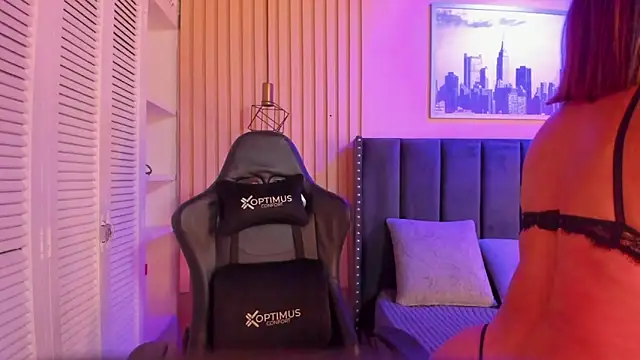 Snapshot of ashlye_miller_ chatting on March 18, 2025, 3:56 am ashlye miller online show from March 18, 2025, 3:56 am