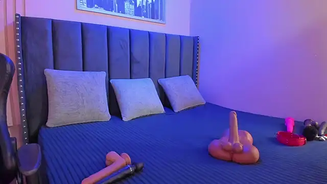 Snapshot of ashlye_miller_ chatting on September 12, 2025, 4:12 am ashlye miller online show from September 12, 2025, 4:12 am