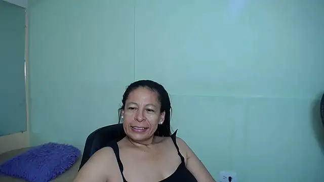 mature martina online show from February 26, 2025, 7:02 am