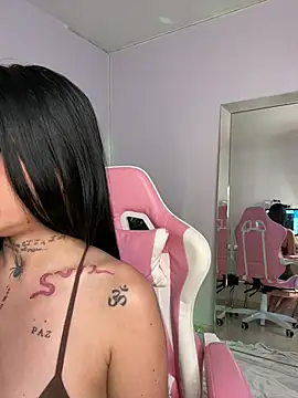 Snapshot of JESYSOZ23_ chatting on February 5, 2026, 8:37 pm JESYSOZ23 online show from February 5, 2026, 8:37 pm