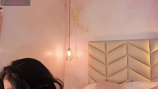 Snapshot of JESYSOZ23_ chatting on September 13, 2025, 7:36 pm JESYSOZ23 online show from September 13, 2025, 7:36 pm