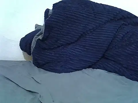 Snapshot of pretty-donna chatting on September 26, 2025, 2:35 pm pretty-donna online show from September 26, 2025, 2:35 pm