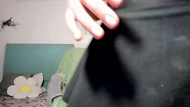 damn that booty online show from November 26, 2025, 10:48 am